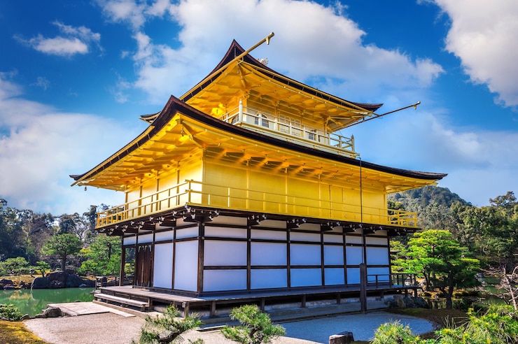 Photo gratuit le pavillon d'or. temple kinkakuji à kyoto, japon.