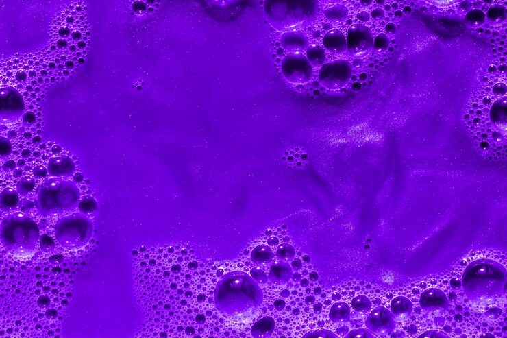 Photo gratuit peinture rigide mauve avec des gouttes