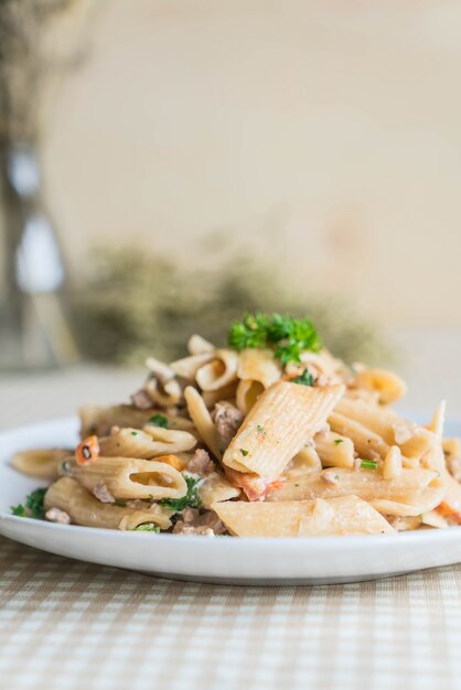 Penne pasta cream cheese