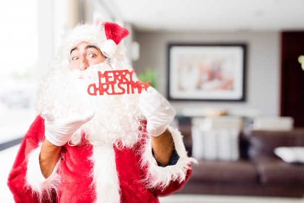 Père Noël avec une chanson &quot;merry christmas&quot;