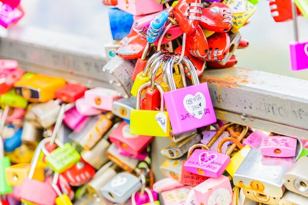 personnes symbole de couleur couple sud