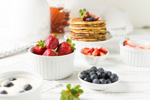 Petit déjeuner délicieux vue de face