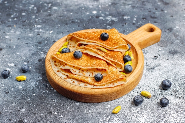 Petit-déjeuner glucidique, crêpes, crêpes, gaufrettes.