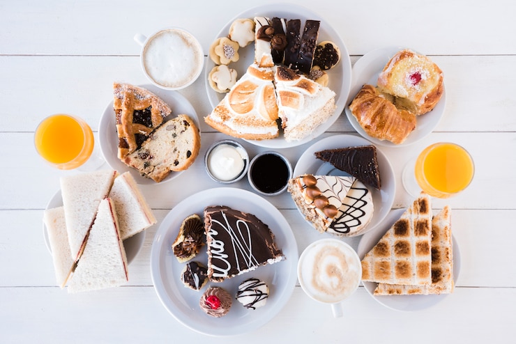Photo gratuit le petit déjeuner.