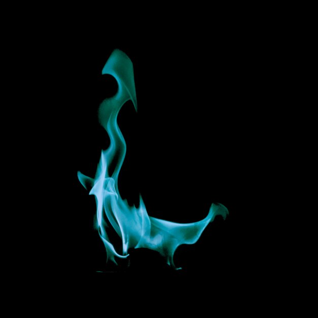 Petite flamme de feu bleu