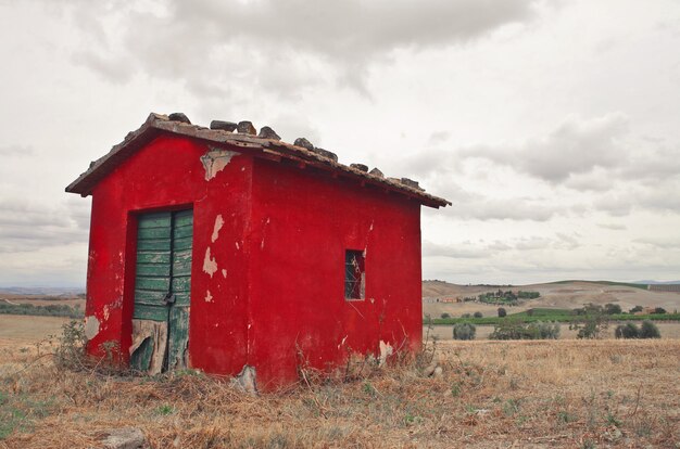 petite maison à la campagne