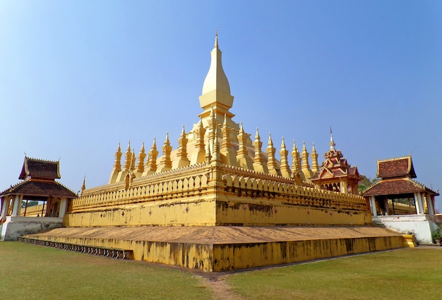 Pha that luang ou le grand stupa