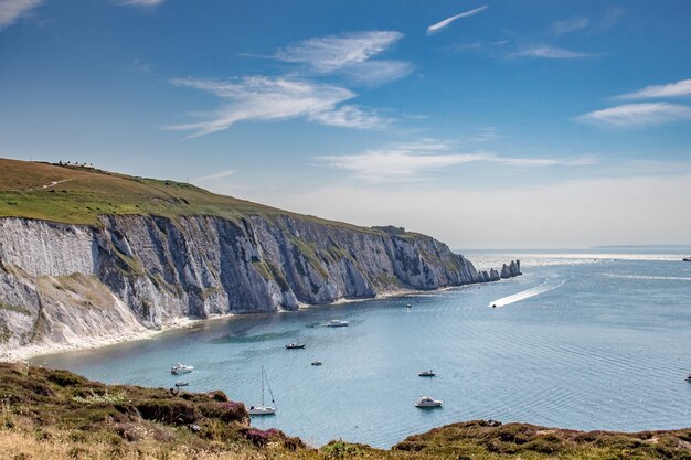 Photo à couper le souffle du port de l'île de Wight dans la Manche