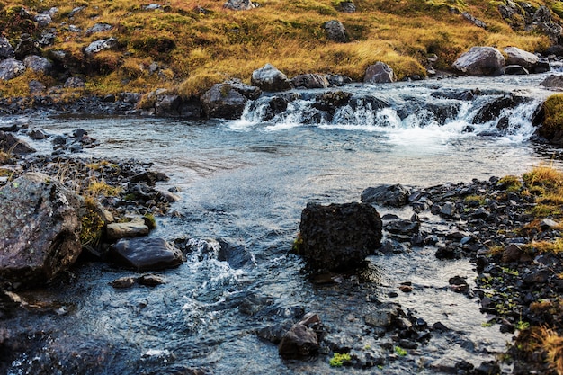 Pierres et eau