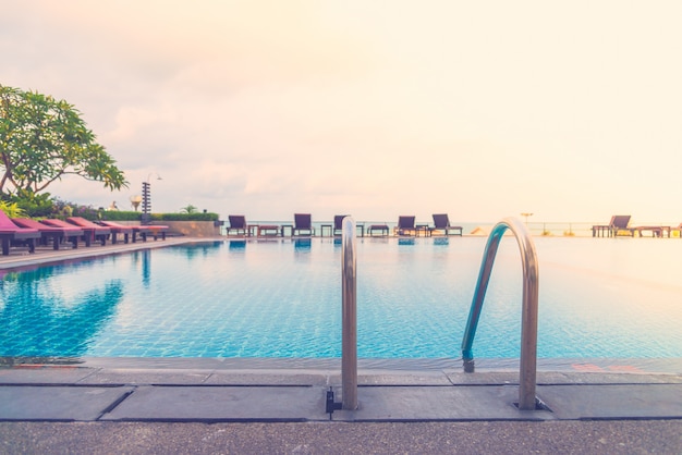 Piscine d&#39;escalier