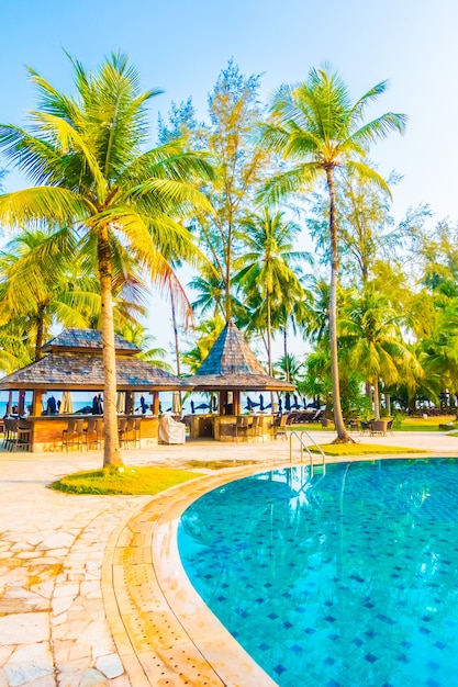 Photo gratuite piscine extérieure