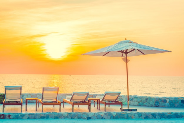 Photo gratuite piscine de l'hôtel