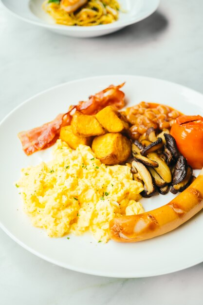 Plat de petit-déjeuner anglais