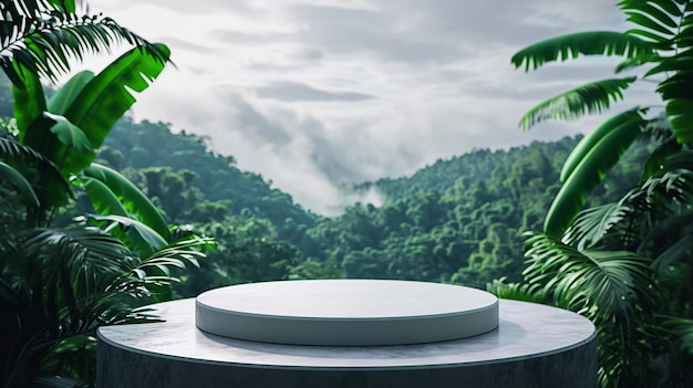 Un podium moderne pour la conception de produits sur fond de forêt tropicale
