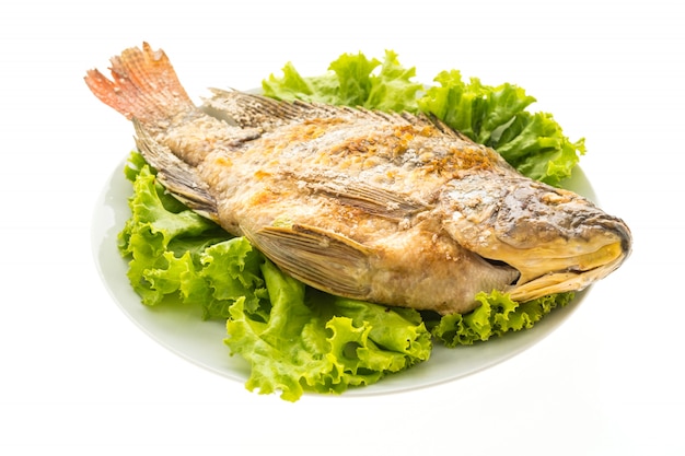 Photo gratuite poisson frais grillé