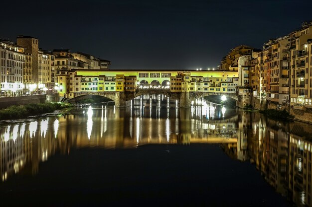 Le Ponte Vecchio à Florence, Italie