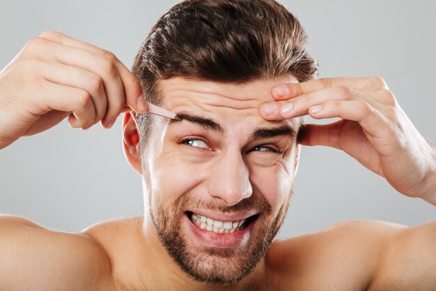 Portrait de beauté d'un bel homme