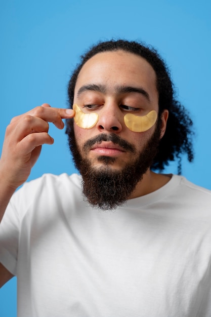 Photo gratuite portrait de beauté du jeune adulte