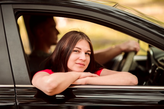 Portrait de belle femme brune