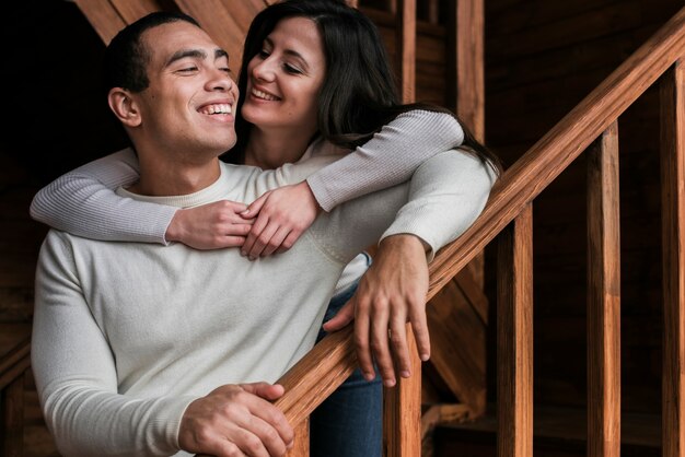 Portrait de couple ensemble amoureux