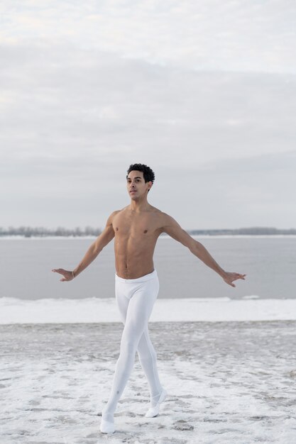 Portrait, danseur ballet, exécuter