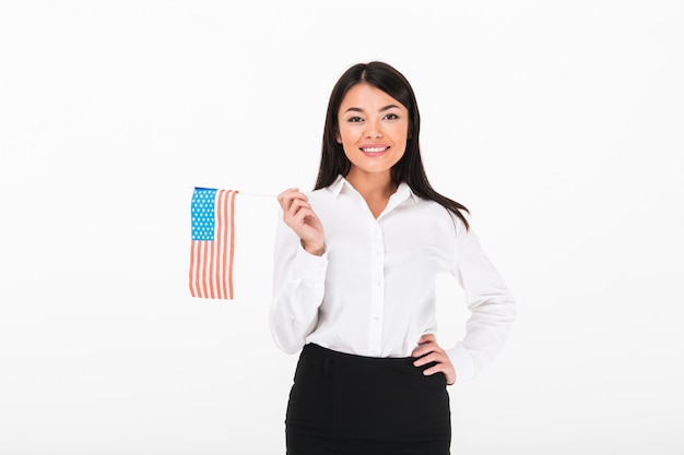 Portrait d'une femme d'affaires asiatique souriante