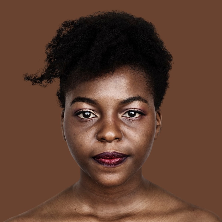 Photo gratuit portrait d'une femme africaine