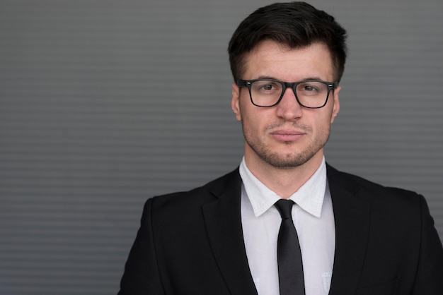 Portrait, homme, lunettes