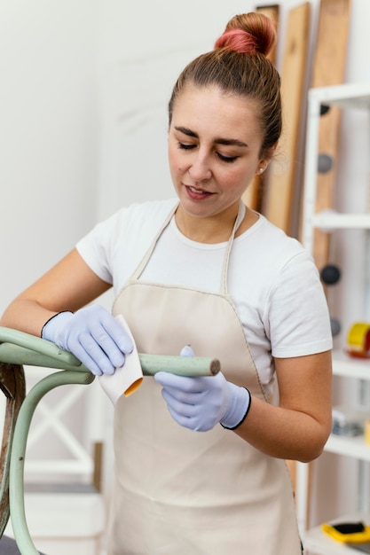 Portrait jeune femme d'affaires