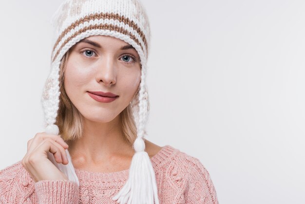 Portrait de jeune femme magnifique