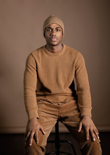 Portrait jeune homme africain