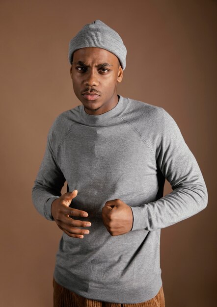 Portrait jeune homme africain