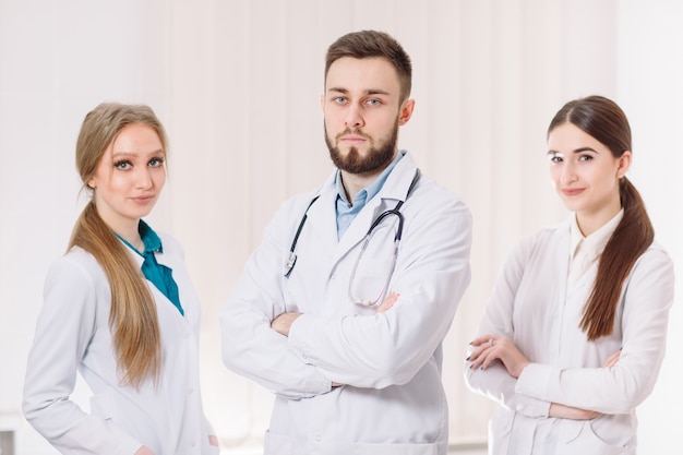 Portrait de médecins.