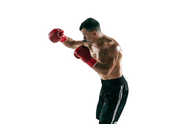 Portrait de pleine longueur de sportif musclé avec jambe prothétique