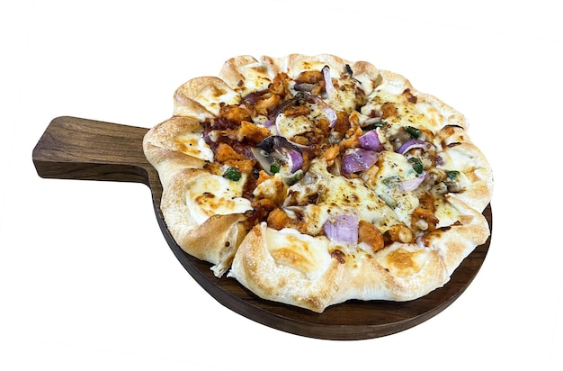 Photo gratuite le poulet tikka pizza à fond blanc