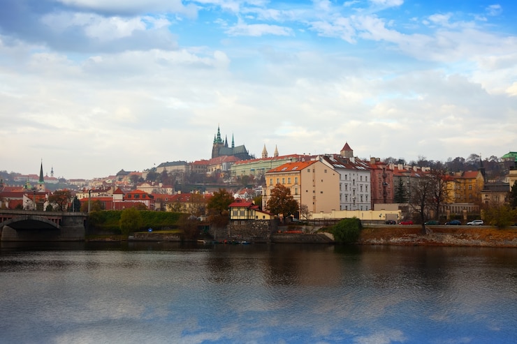 Photo gratuit prague du côté de vltava, en république tchèque