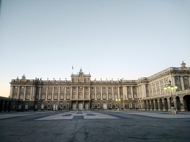 Prise de vue au grand angle de West Park à Madrid, Espagne pendant la journée