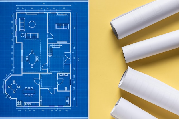 Projet architectural plat avec différents outils