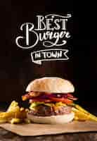 Photo gratuite pub promo avec délicieux hamburger