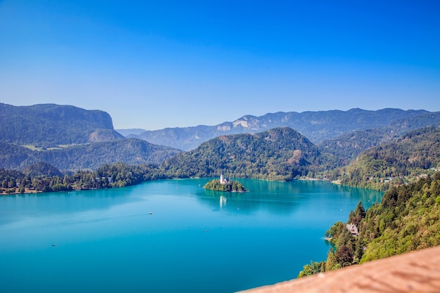 Photo gratuite quelle belle couleur du lac