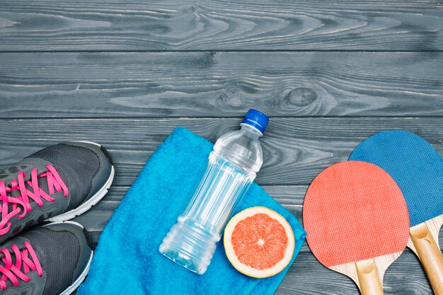 Équipement de sport pour le tennis de table et la nourriture saine