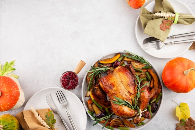 Photo gratuite repas de thanksgiving avec espace de copie