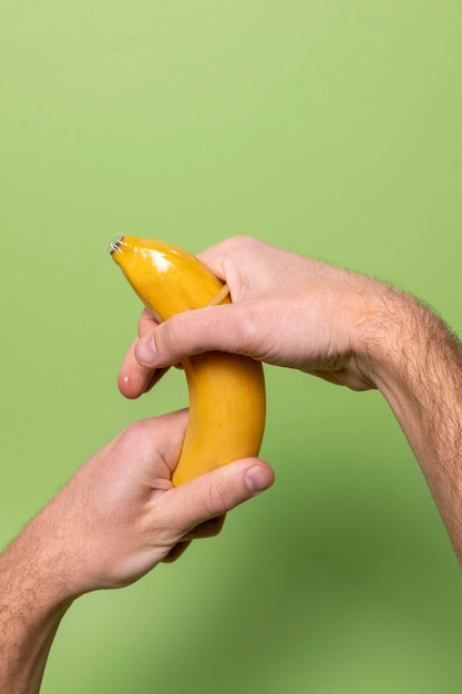 Représentation abstraite de la santé sexuelle à la banane