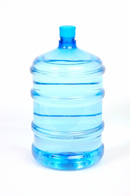 Bouteille En Plastique Pour L'eau. Récipient En Plastique Avec Couvercle. Gallon  D'eau Minérale. Grande Et Petite Bouteille Pour B Illustration de Vecteur -  Illustration du isolement, boisson: 214615850