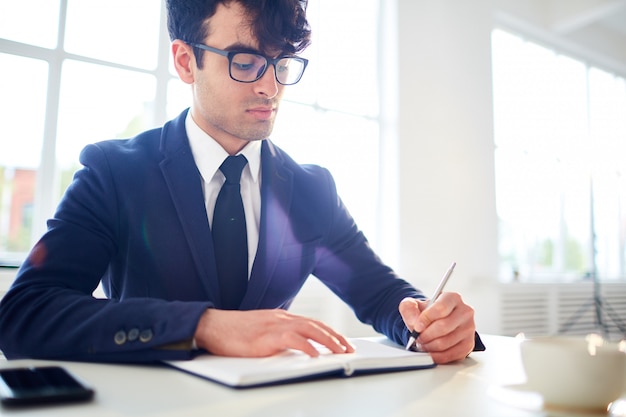 Responsable du travail de planification