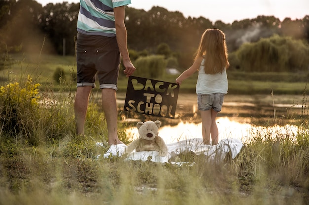 Photo gratuite retour à l'école dans la nature