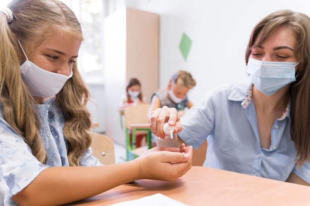 Retour à l'école pendant le concept de covid