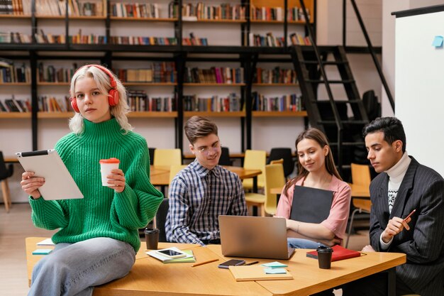 Réunion d'équipe pour les startups