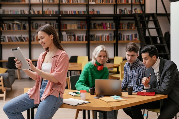 Réunion d'équipe pour les startups