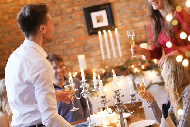 Réveillon de Noël entre amis